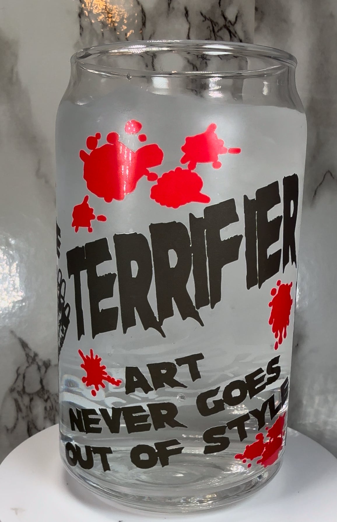 Art Clown permanent color changing vinyl on a libbey beer can glass