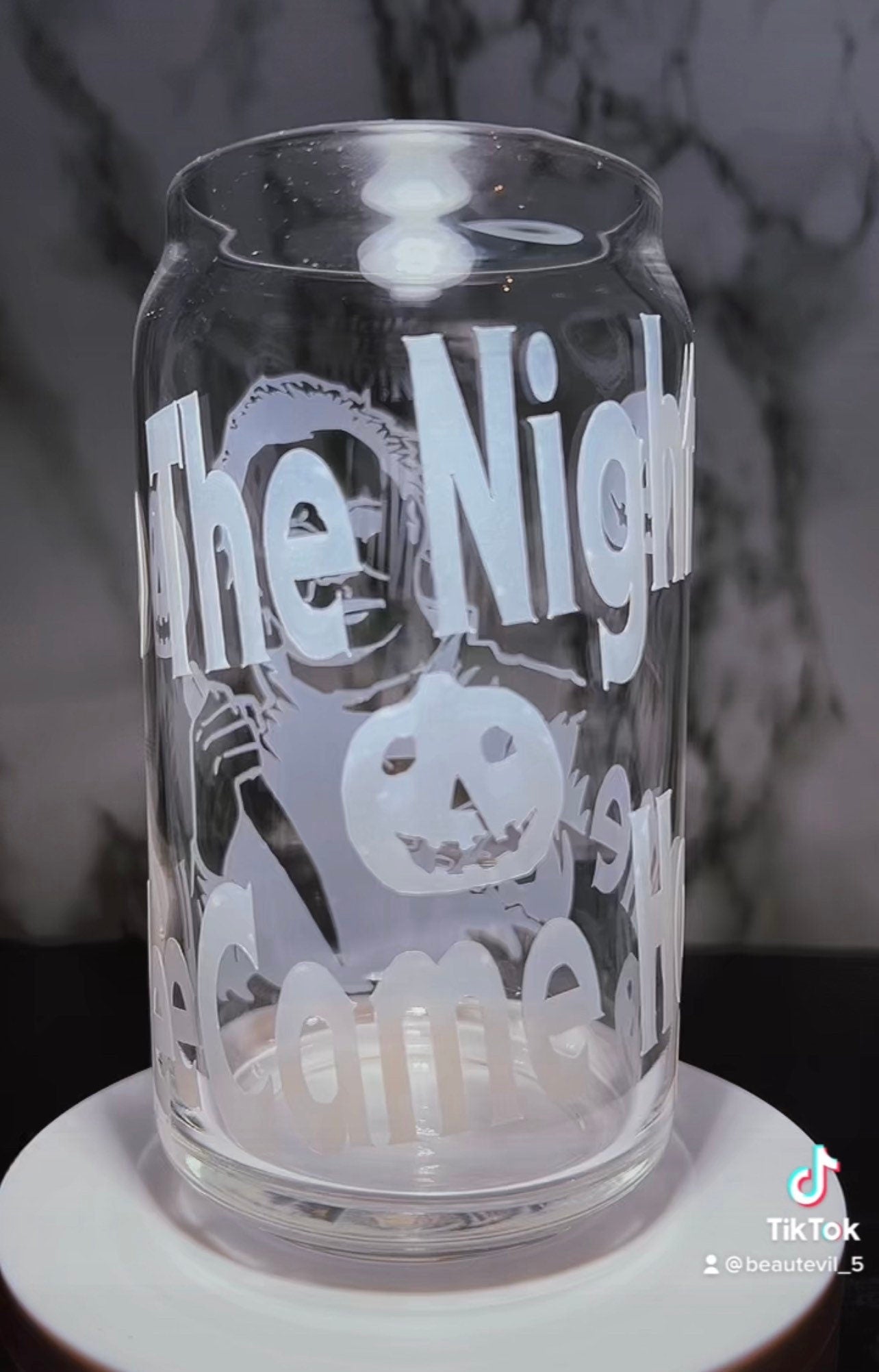 Michael Myers color changing orange permanent vinyl on libbey beer can glass