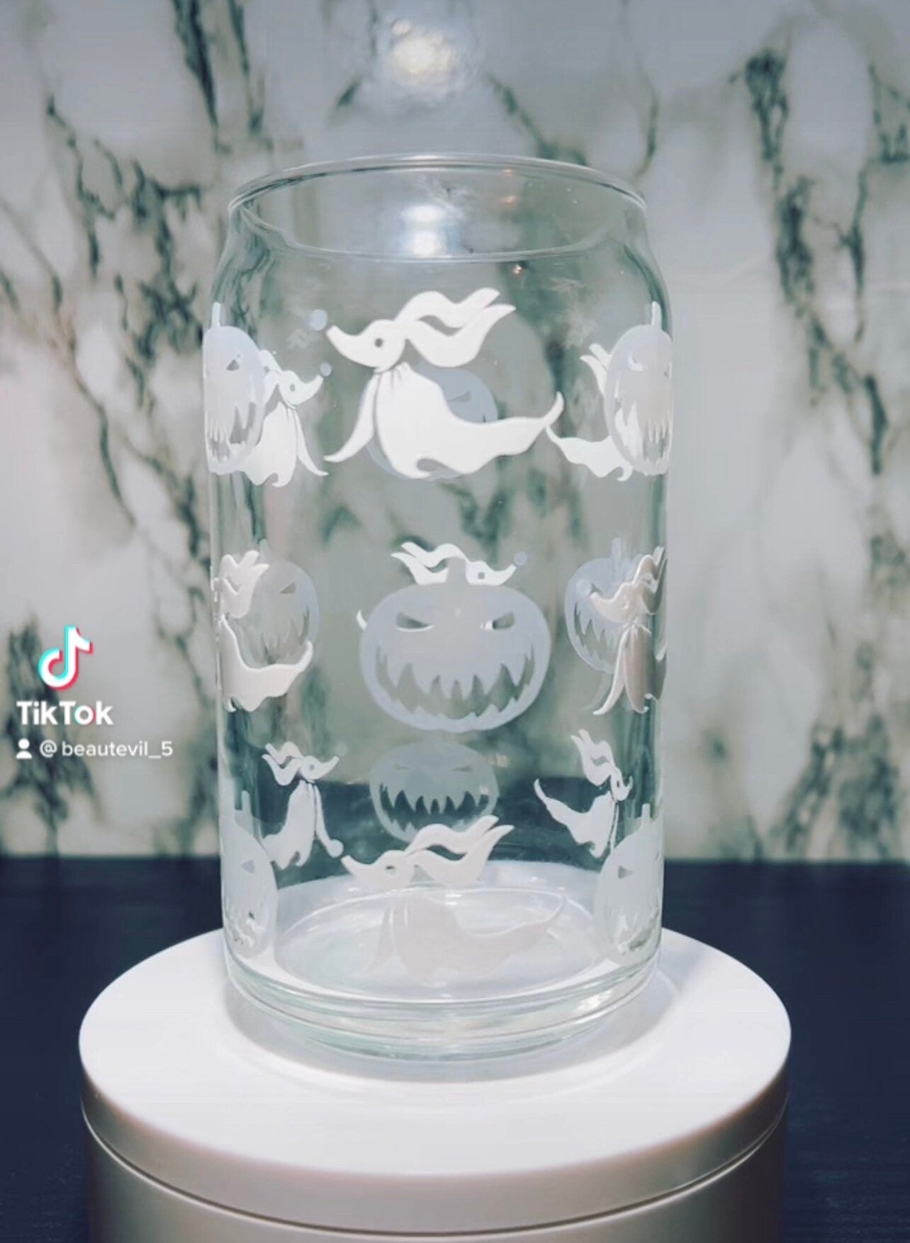 Nightmare Before Christmas Zero & Pumpkins color changing orange permanent vinyl on libbey beer can glass