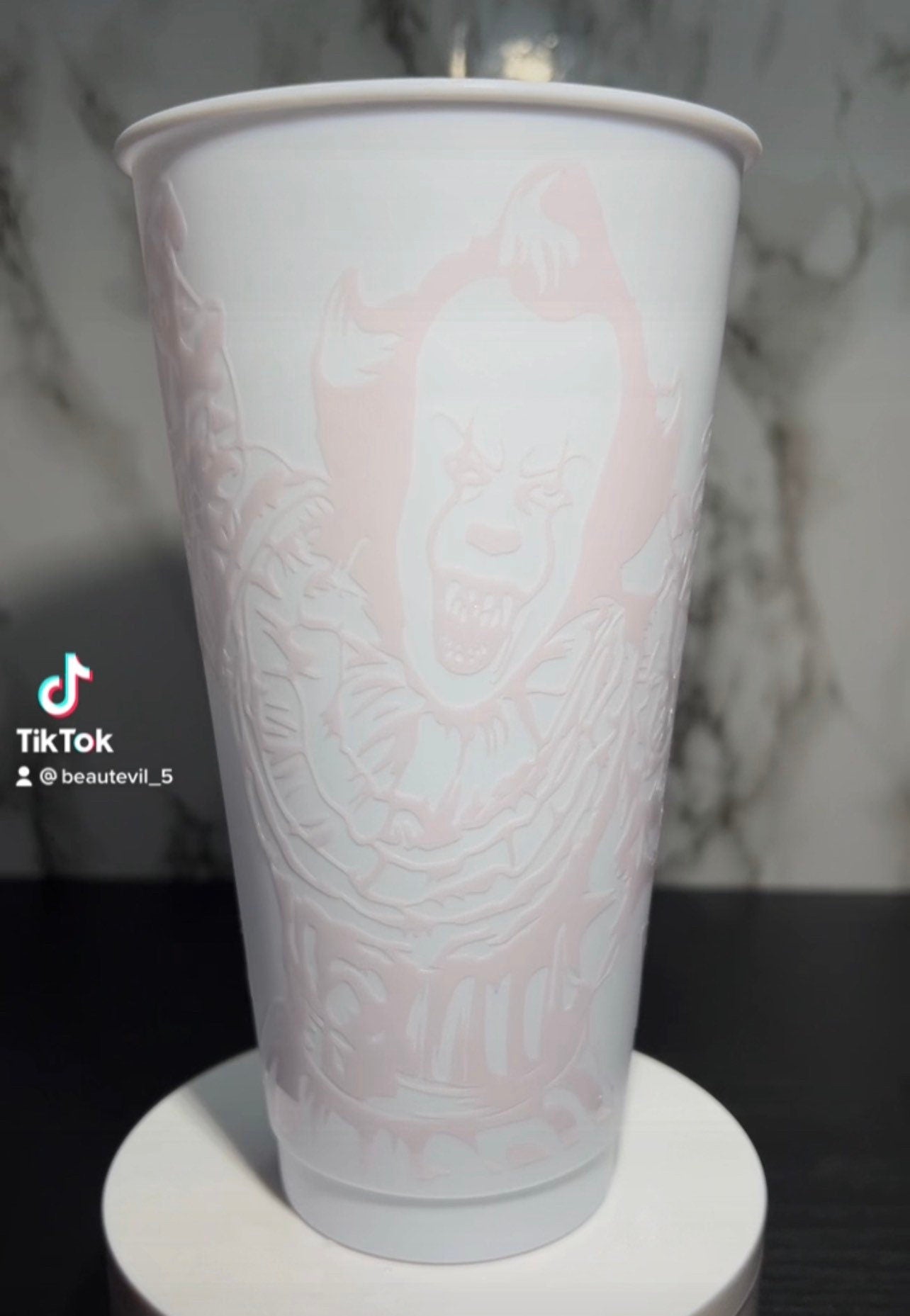 It Pennywise white cold cup color changing permanent vinyl