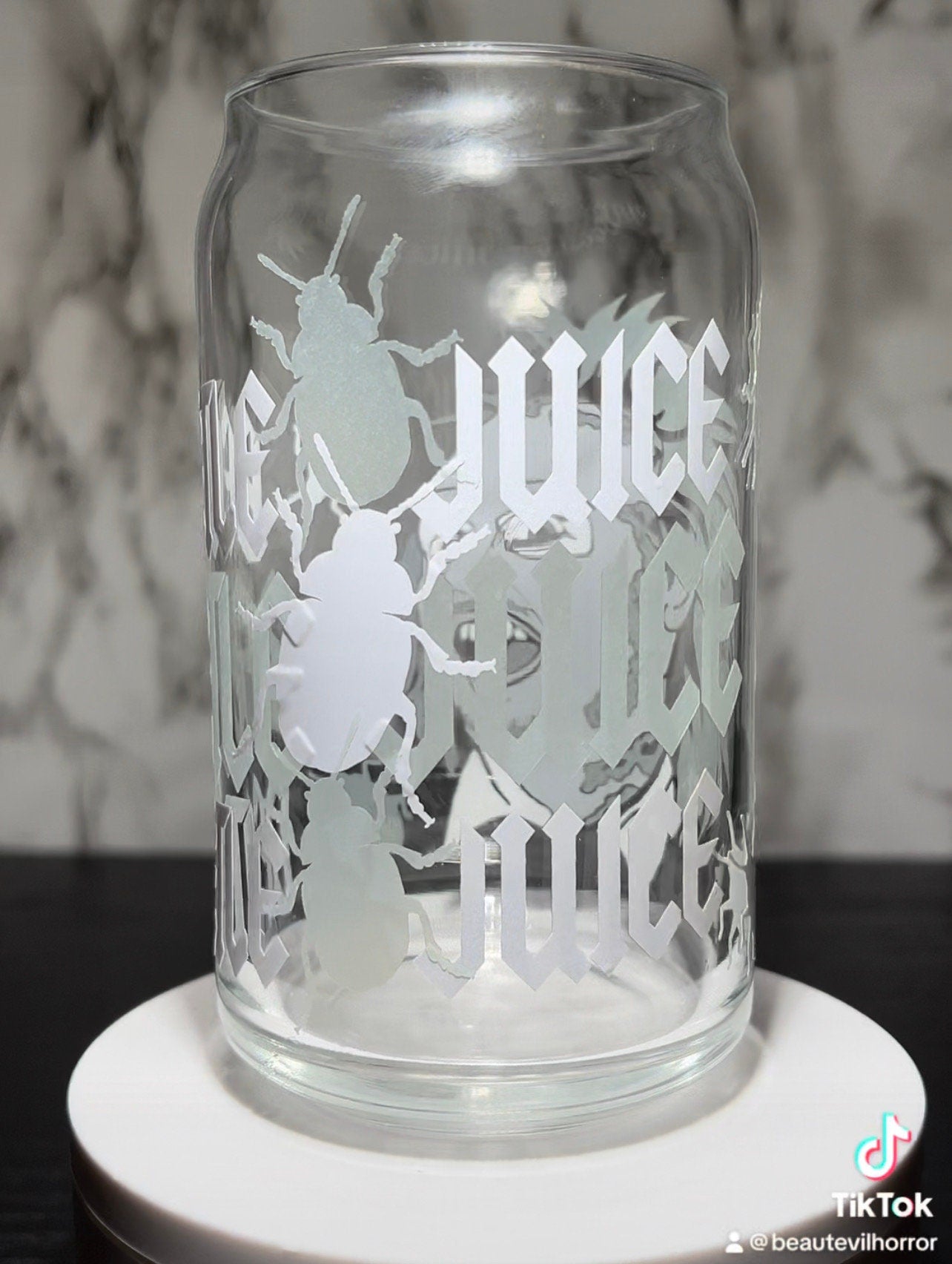Beetlejuice color changing permanent vinyl on a libbey beer can glass