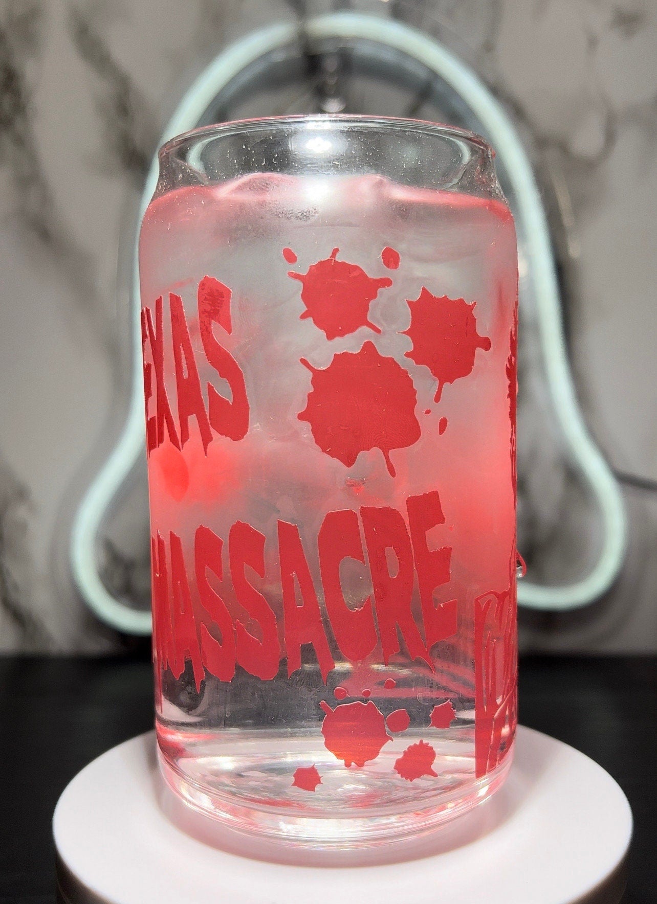 The Texas Chainsaw Massacre Leatherface cold color red changing permanent vinyl libbey beer can glass