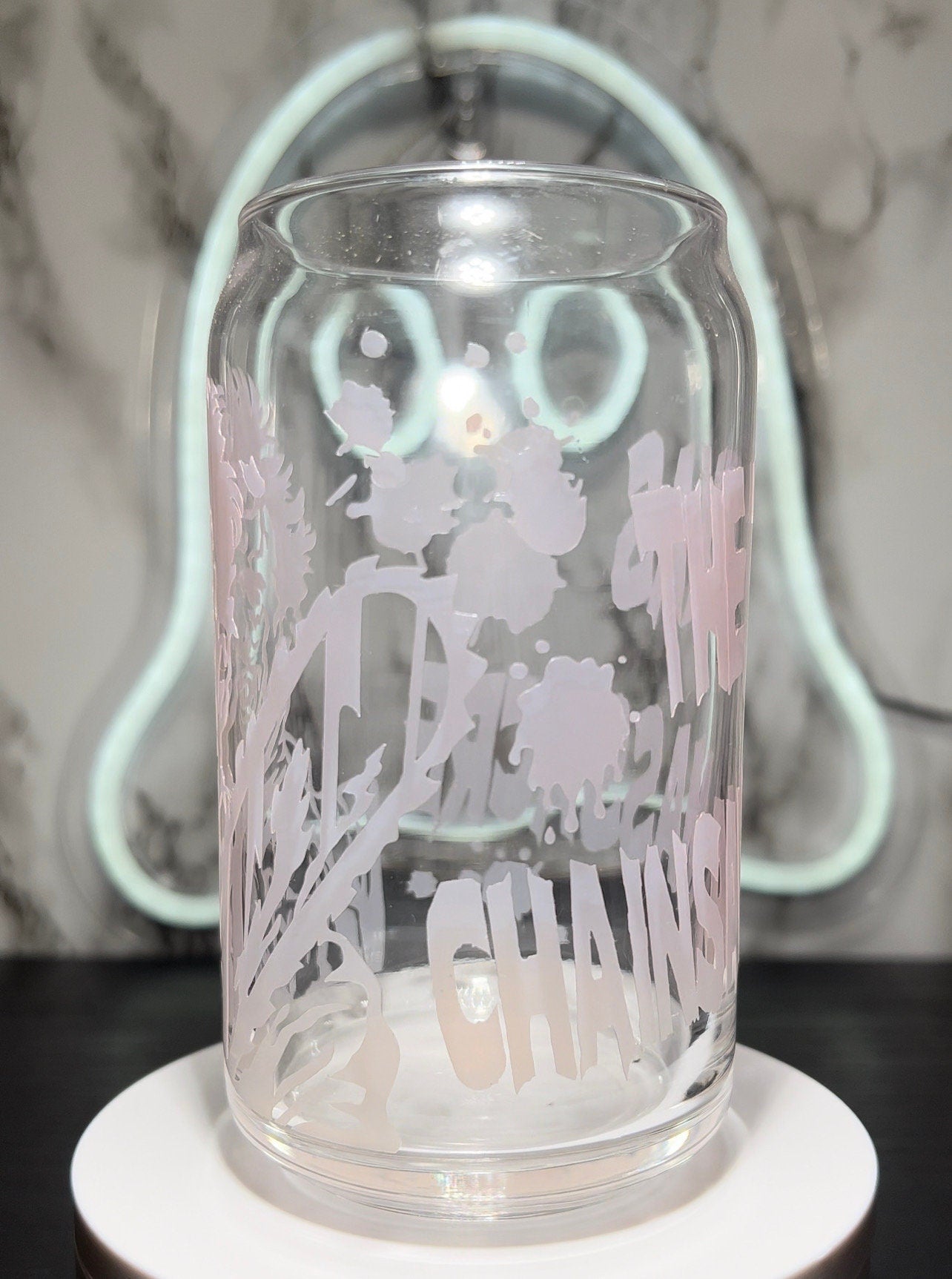 The Texas Chainsaw Massacre Leatherface cold color red changing permanent vinyl libbey beer can glass