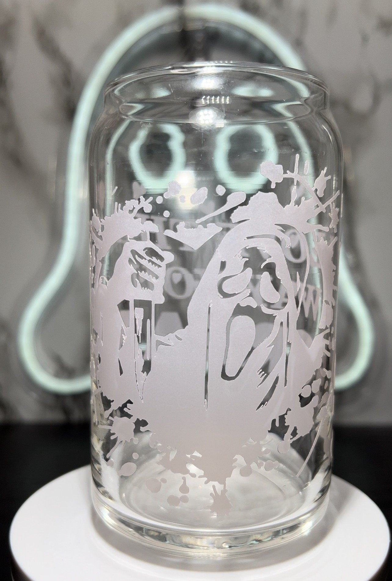 Valentine's Day Scream Ghostface cold rose pink color changing permanent vinyl on a libbey beer can glass.