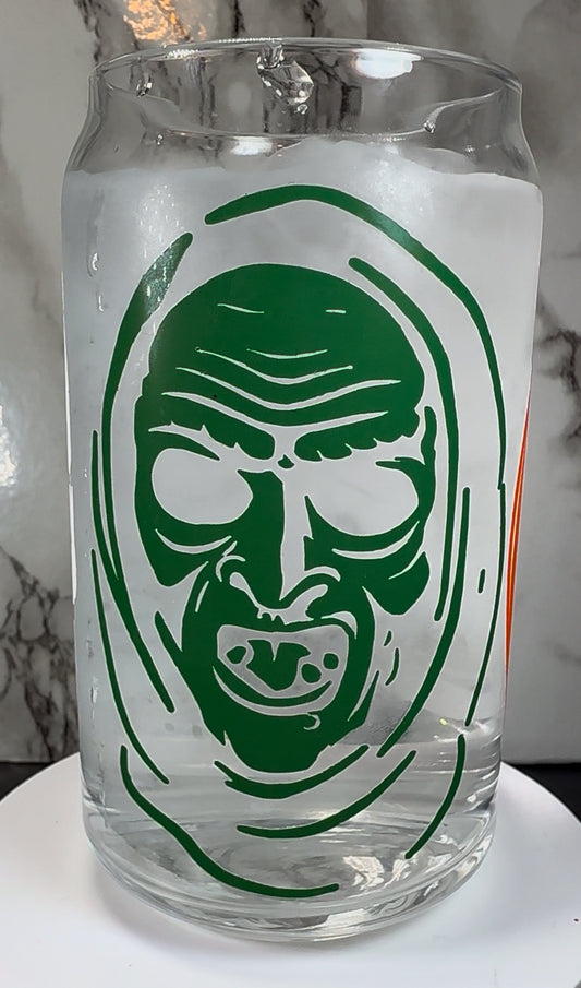 Halloween 3 Season of the Witch H3 color changing permanent vinyl on a libbey beer can glass.