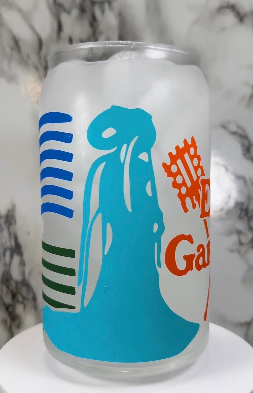 Fifth Element multi color changing permanent vinyl on a libbey beer can glass