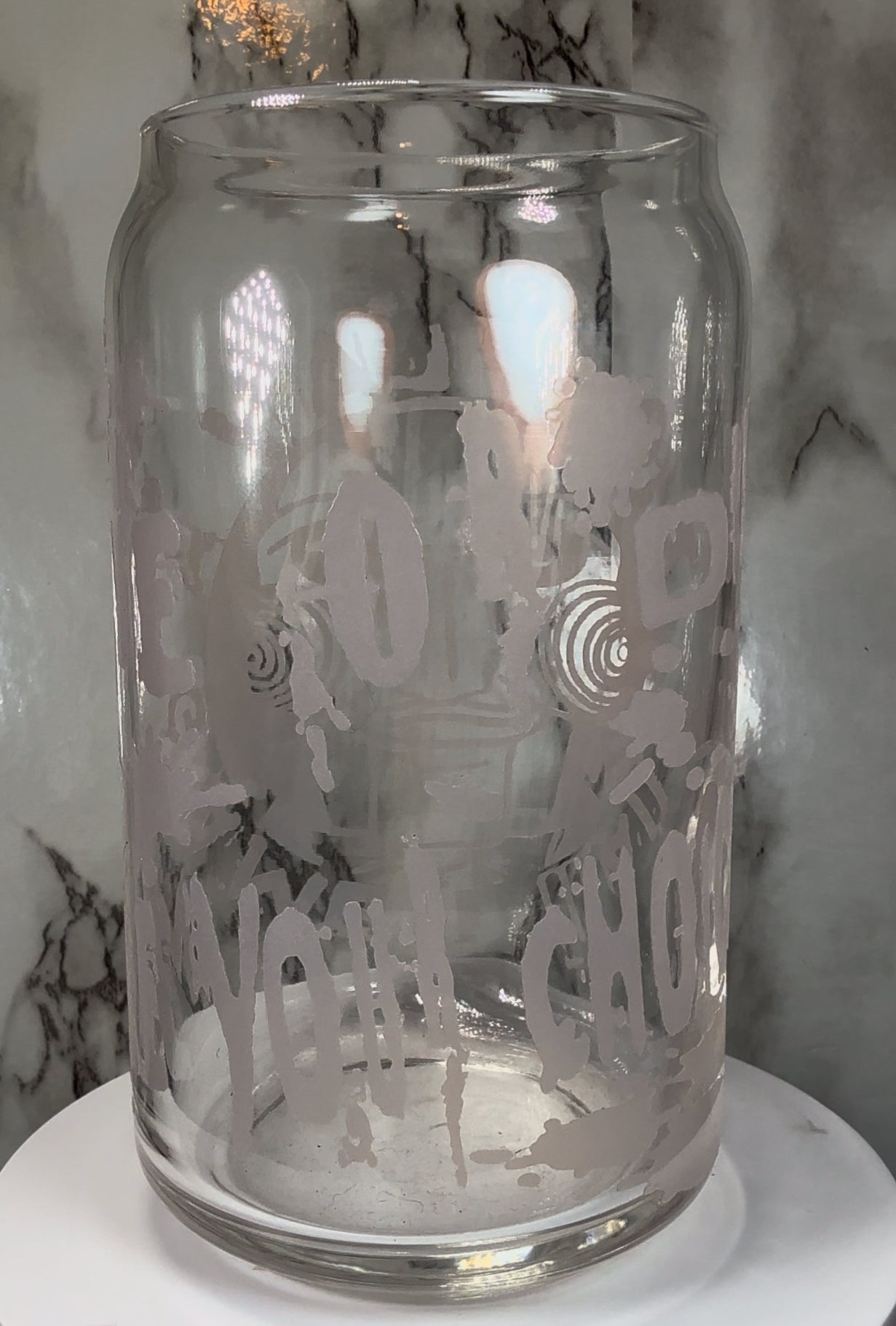 Jigsaw SAW Horror color changing red permanently vinyl on a libbey beer can glass.