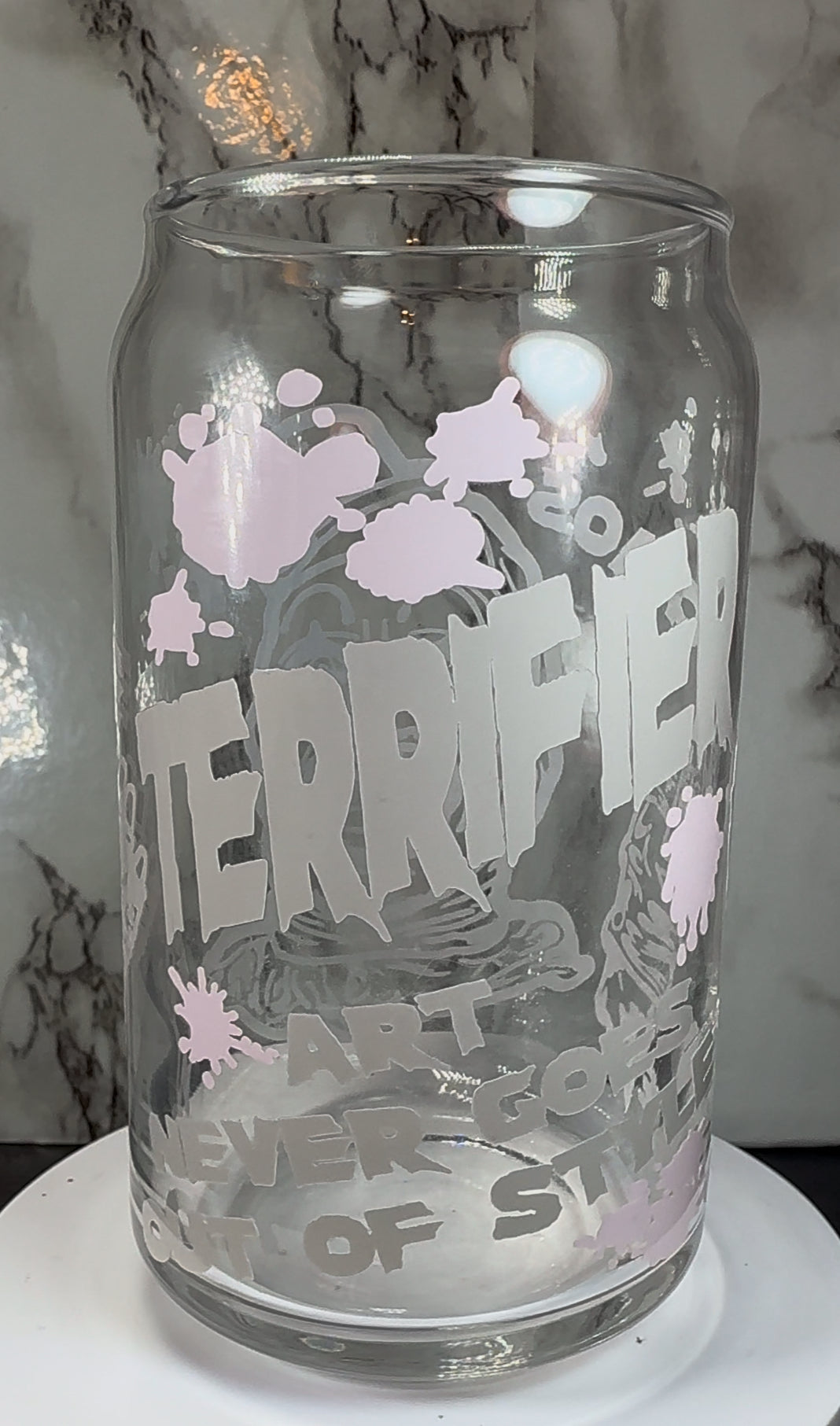 Art Clown permanent color changing vinyl on a libbey beer can glass