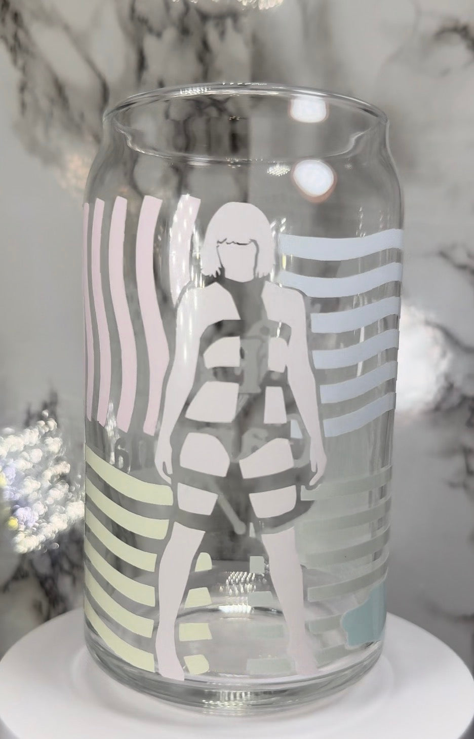 Fifth Element multi color changing permanent vinyl on a libbey beer can glass