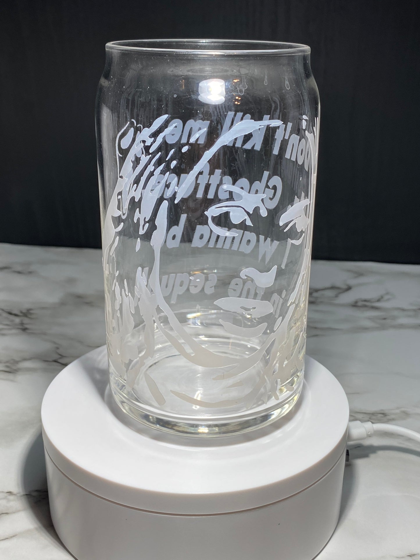 Tatum Riley from Scream cold color red changing permanent vinyl on a Libbey beer can glass