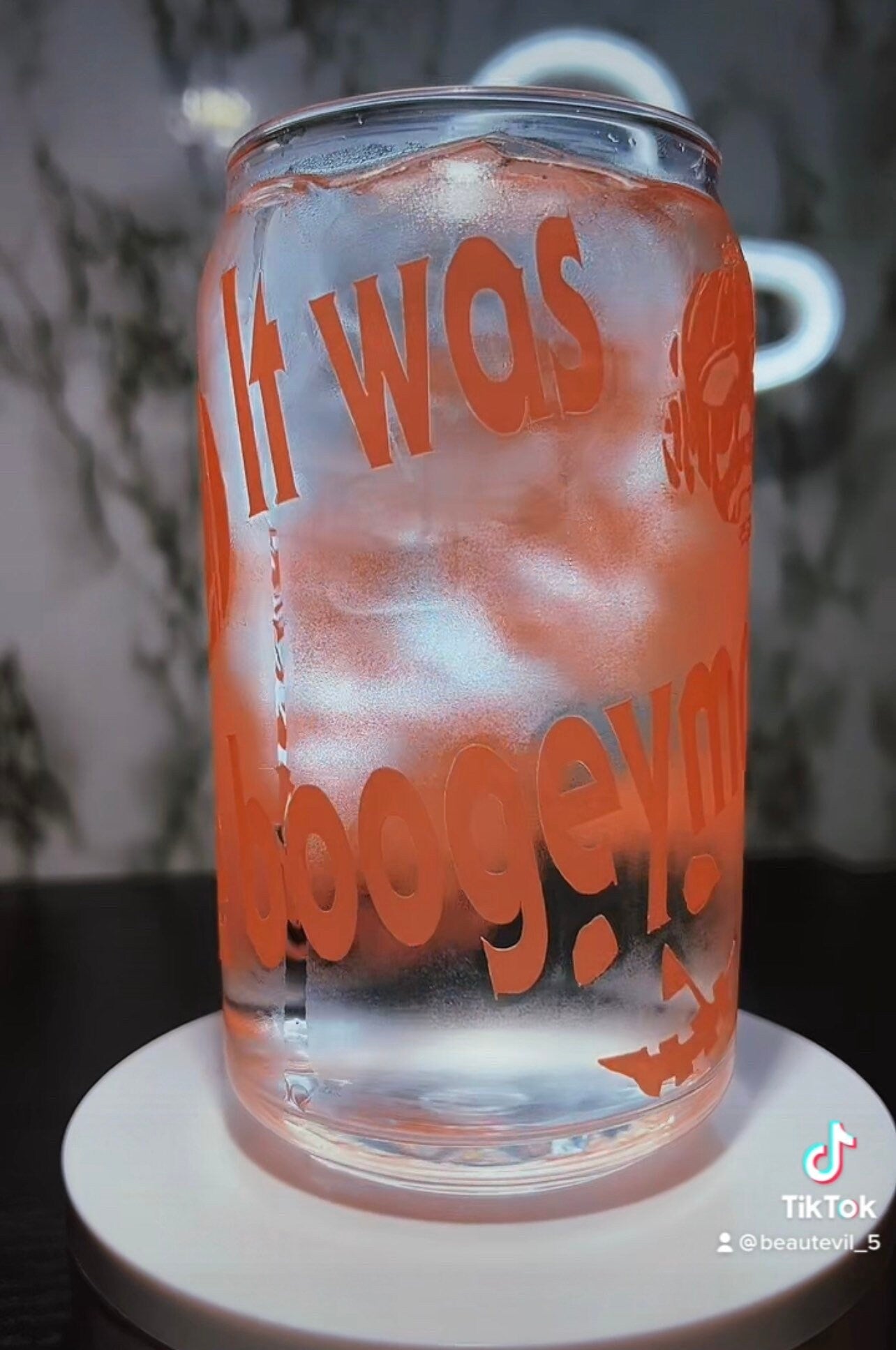 Laurie Strode color changing orange permanent vinyl on libbey beer can glass