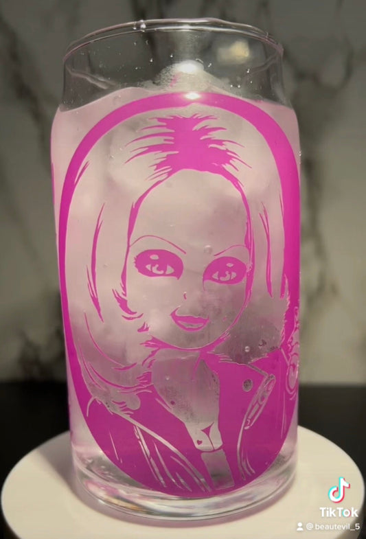 Tiffany Bride of Chucky Child’s Play color changing permanent vinyl on a libbey beer can glass