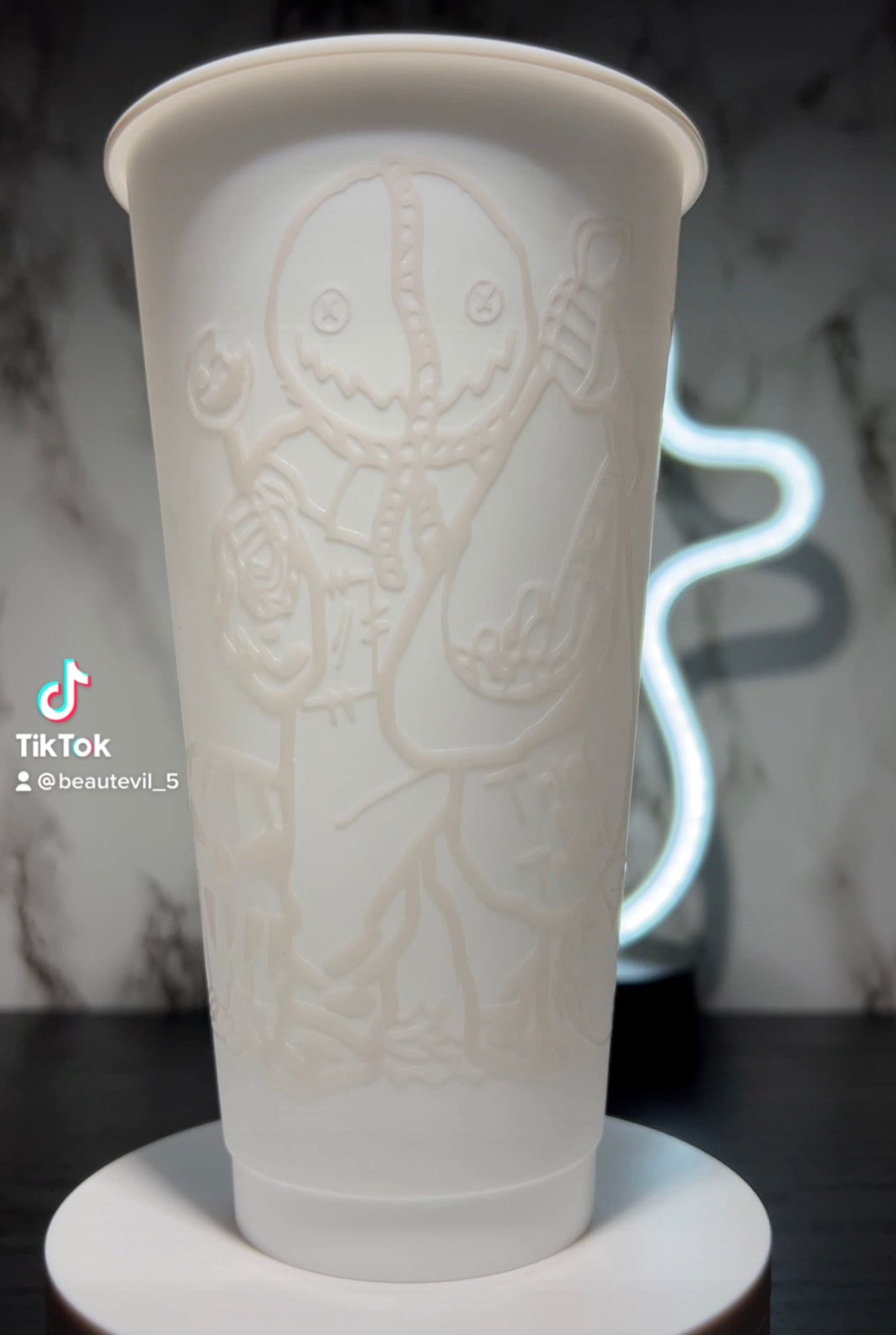 Sam w/bag  Trick R Treat Design 1 Color changing permanent vinyl on a white cold cup