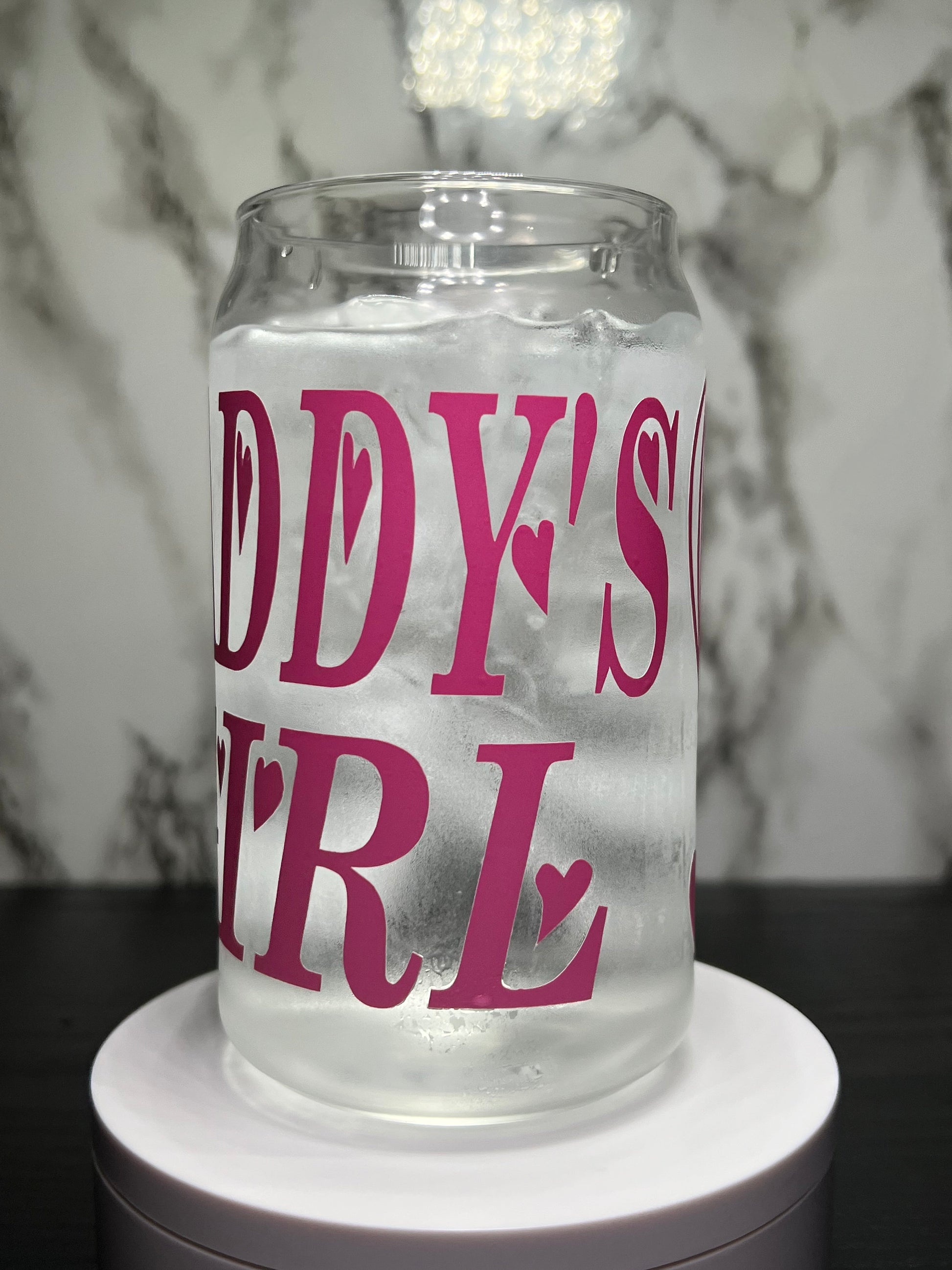 Pedro Pascal Daddy’s Girl pink color changing permanent vinyl on a libbey beer can glass
