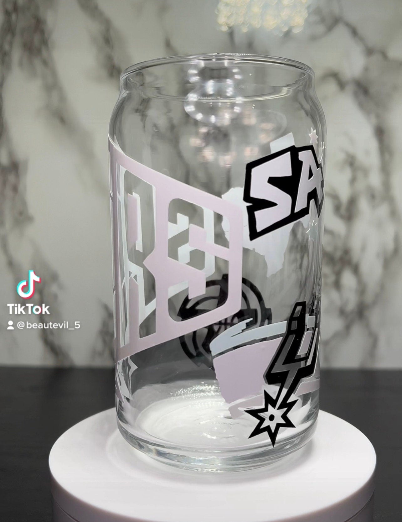 Color changing San Antonio Spurs permanent changing vinyl on a libbey beer can glass