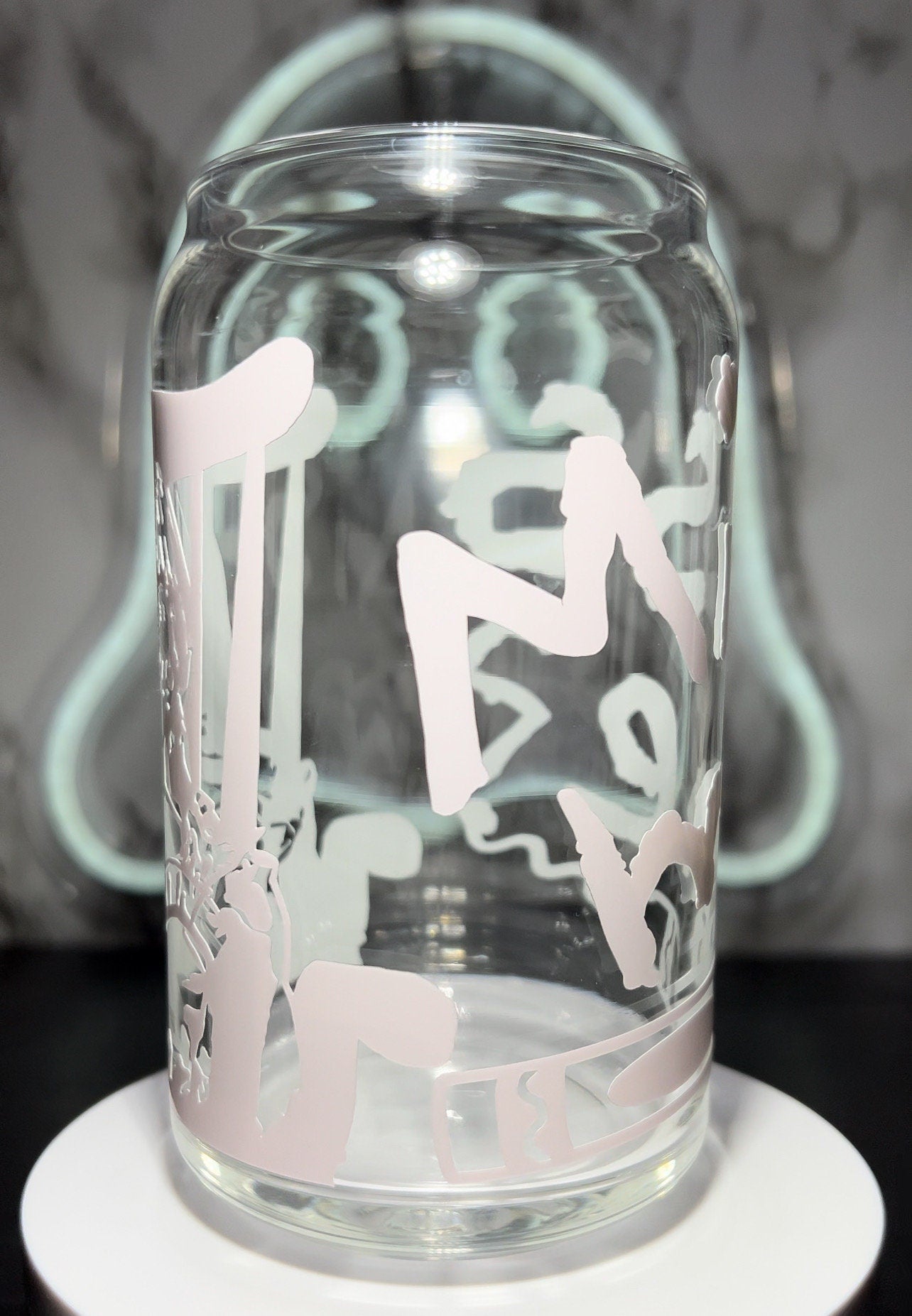 Annabelle The Conjuring color changing red permanent vinyl on a libbey beer can glass
